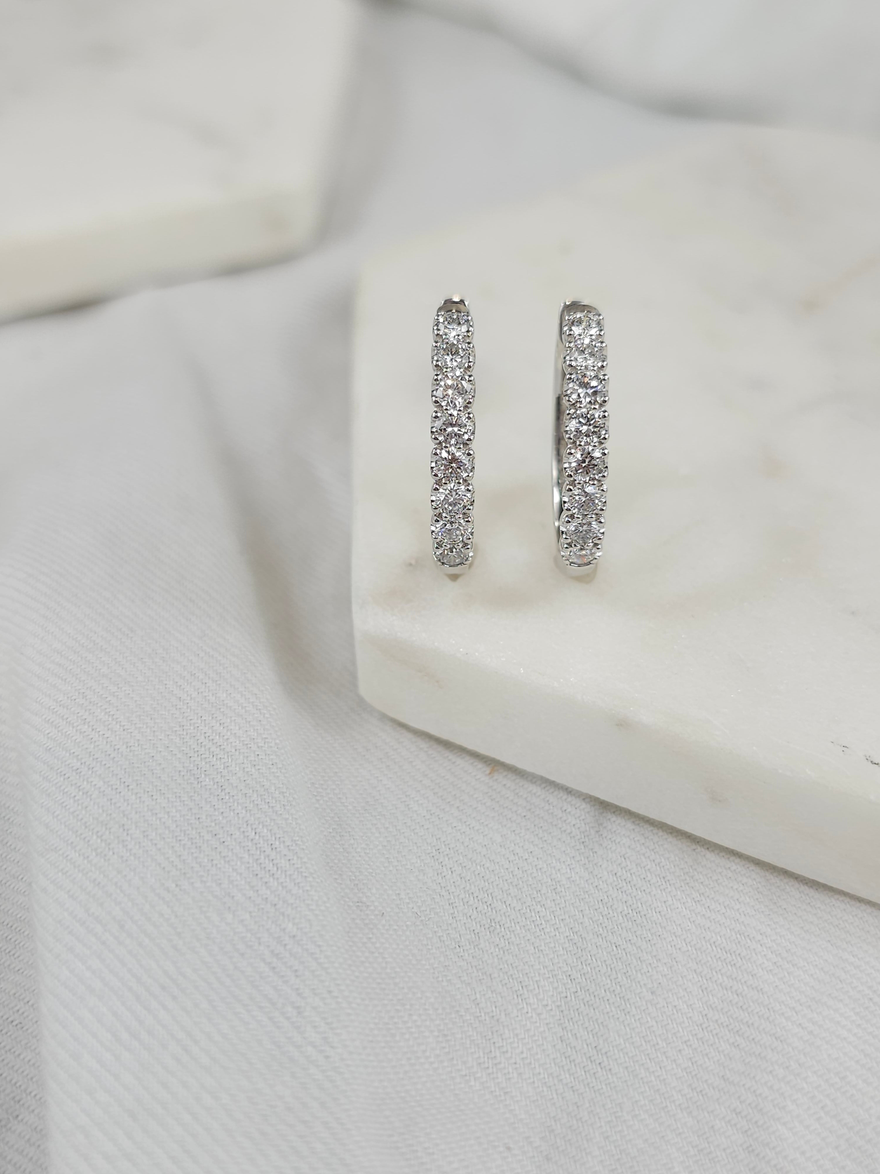 9ct White Gold Lab-Grown Diamond huggie earrings, 1ct total