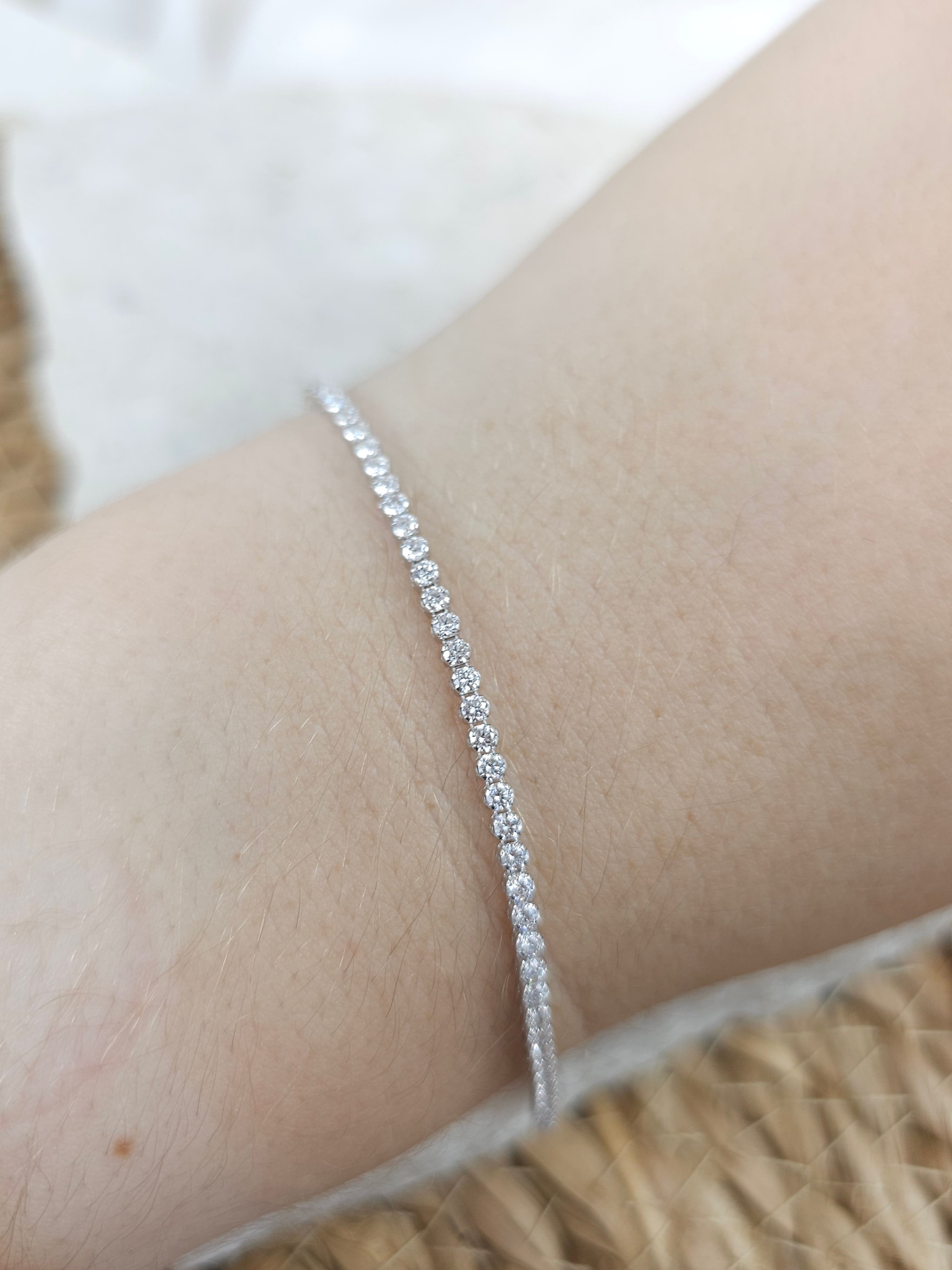 1.75 Carat White Gold Labgrown Diamond Tennis Bracelet.