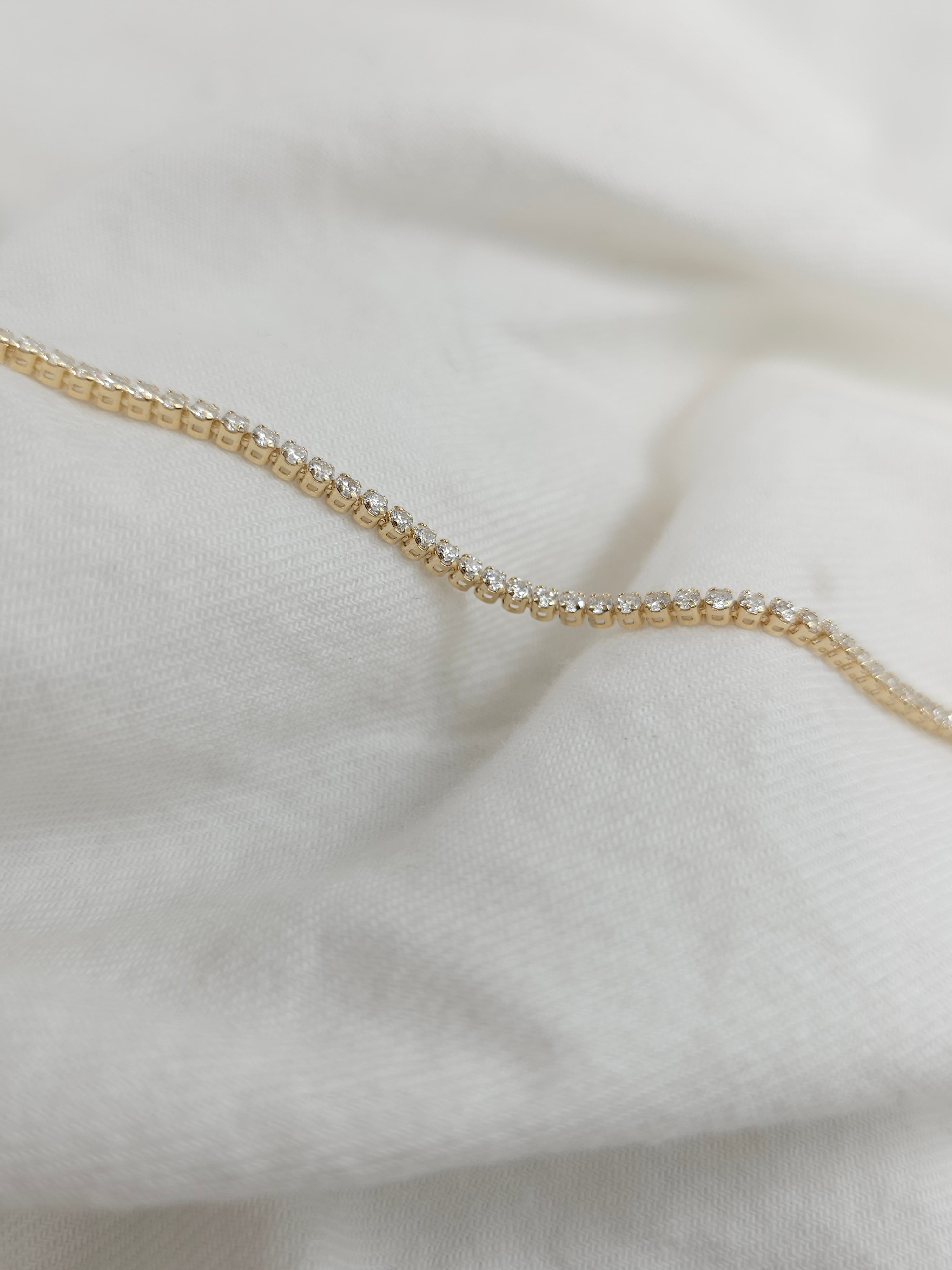 1.75 Carat Yellow Gold Labgrown Diamond Tennis Bracelet.