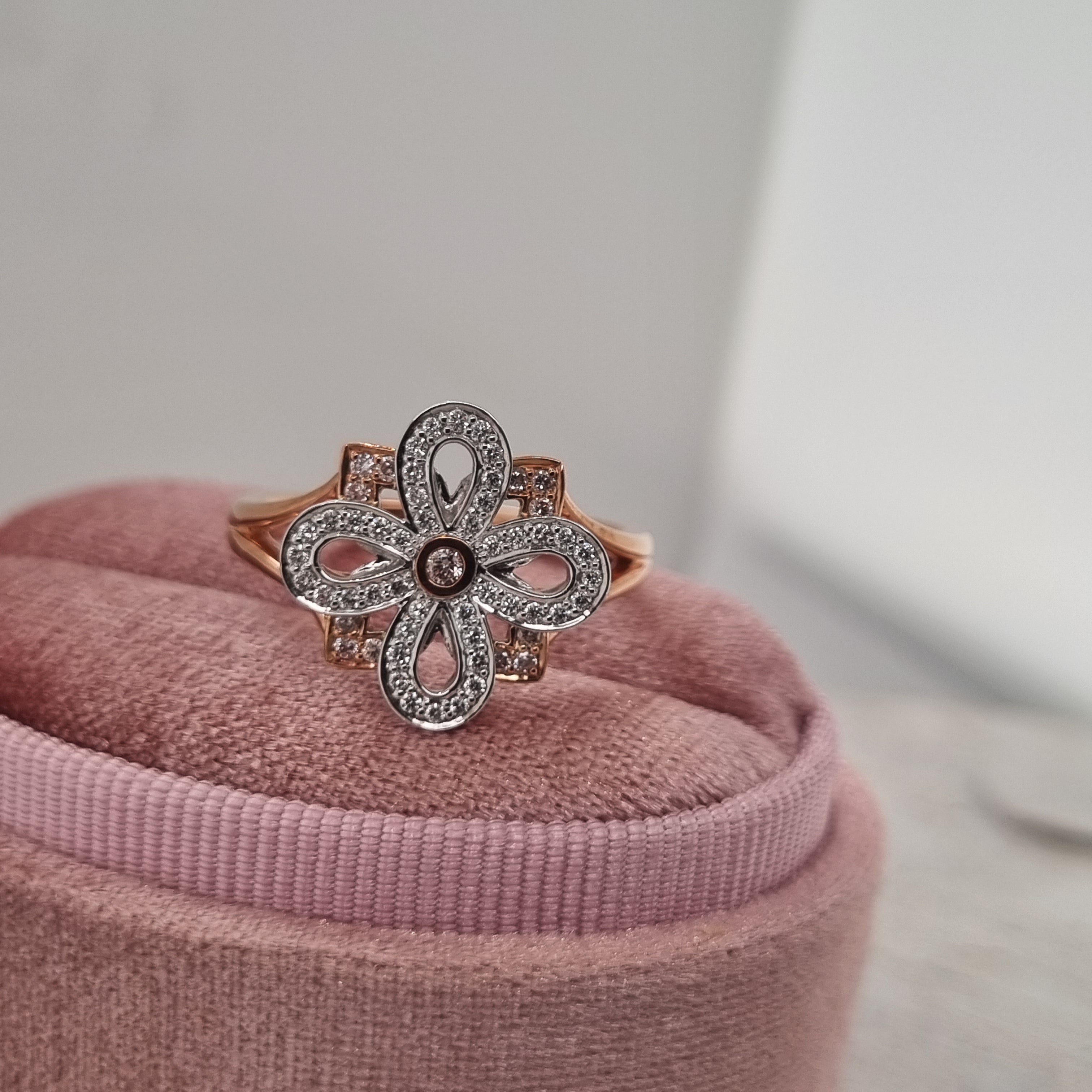 Rose gold deals daisy ring