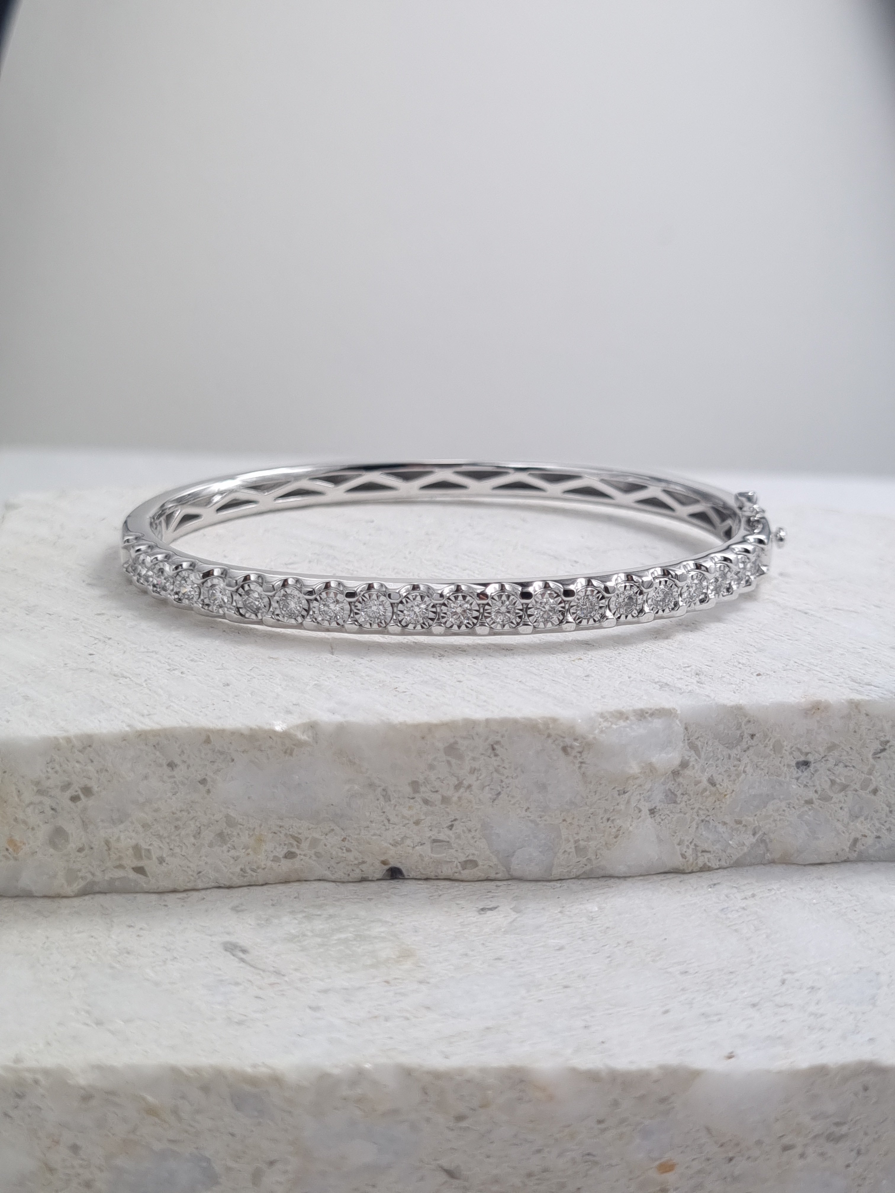 9ct White Gold Diamond Bangle, 0.90ct total