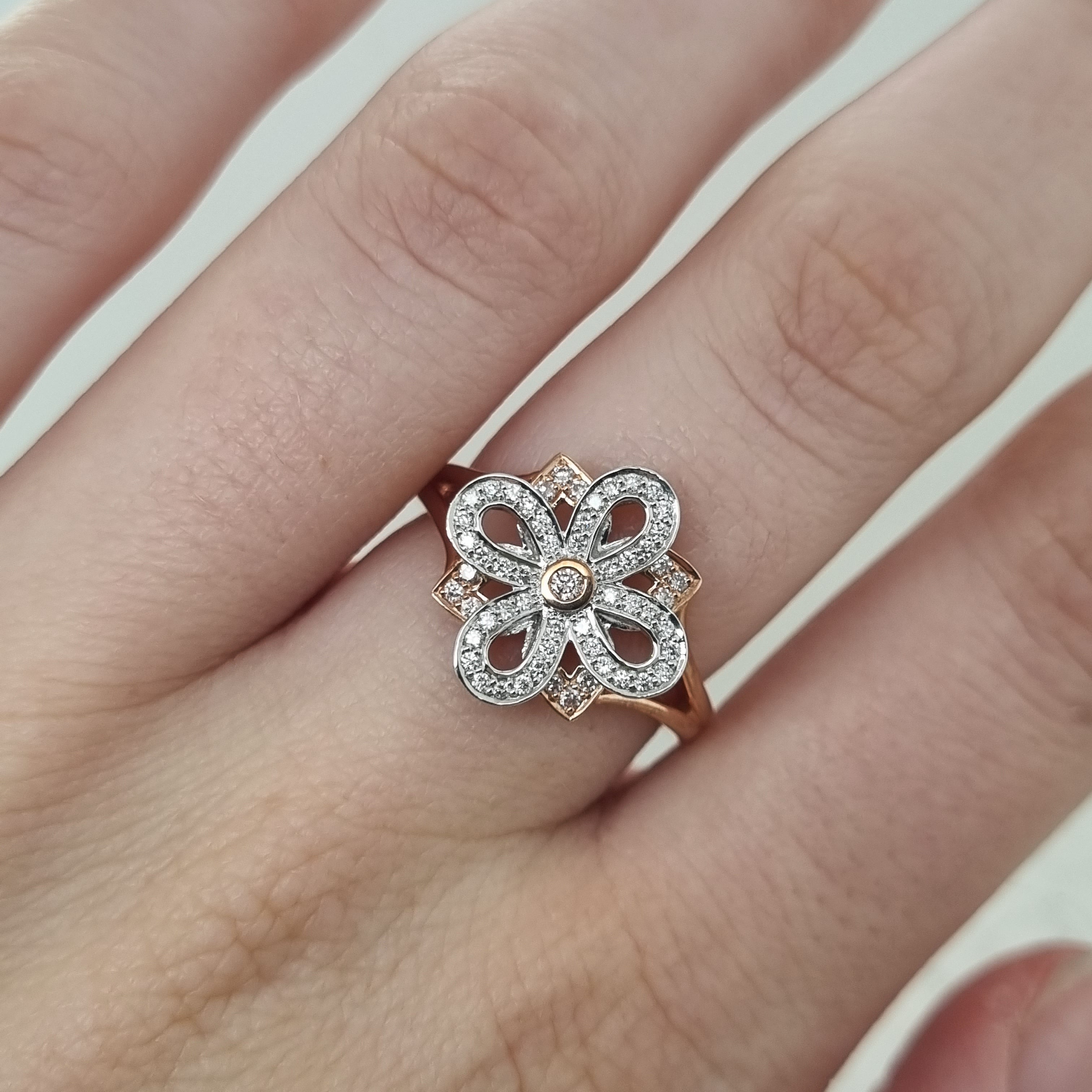 Rose gold flower ring with deals diamonds