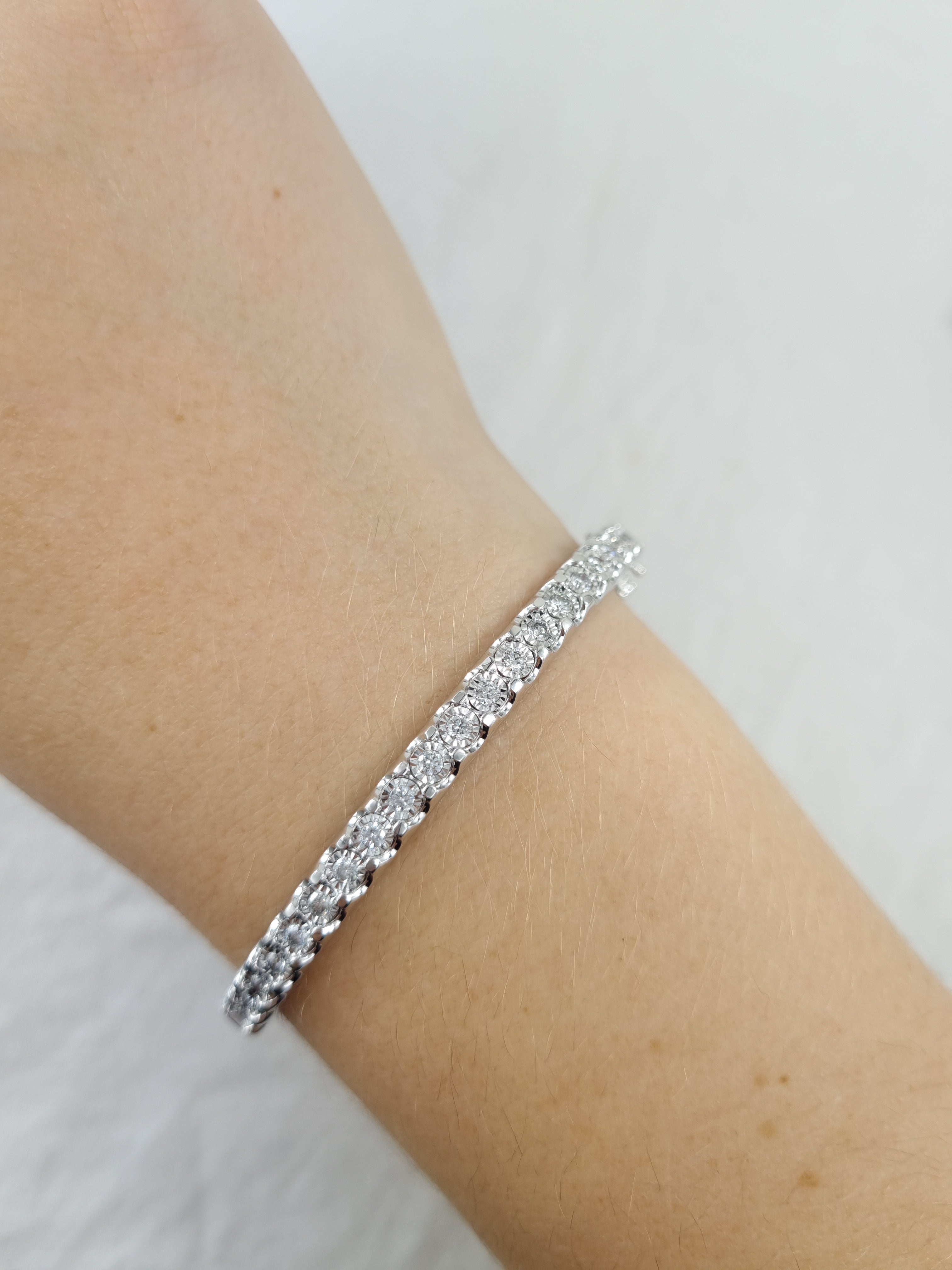 9ct White Gold Diamond Bangle, 0.90ct total